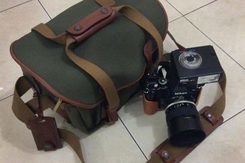 Nikon Df with Retro bag