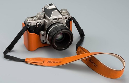 Nikon Original Leather case and strap
